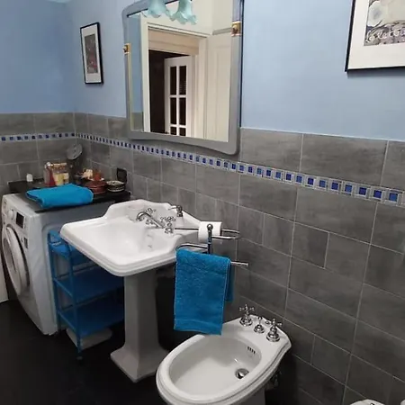 La Finestra Sul Mare Apartment *